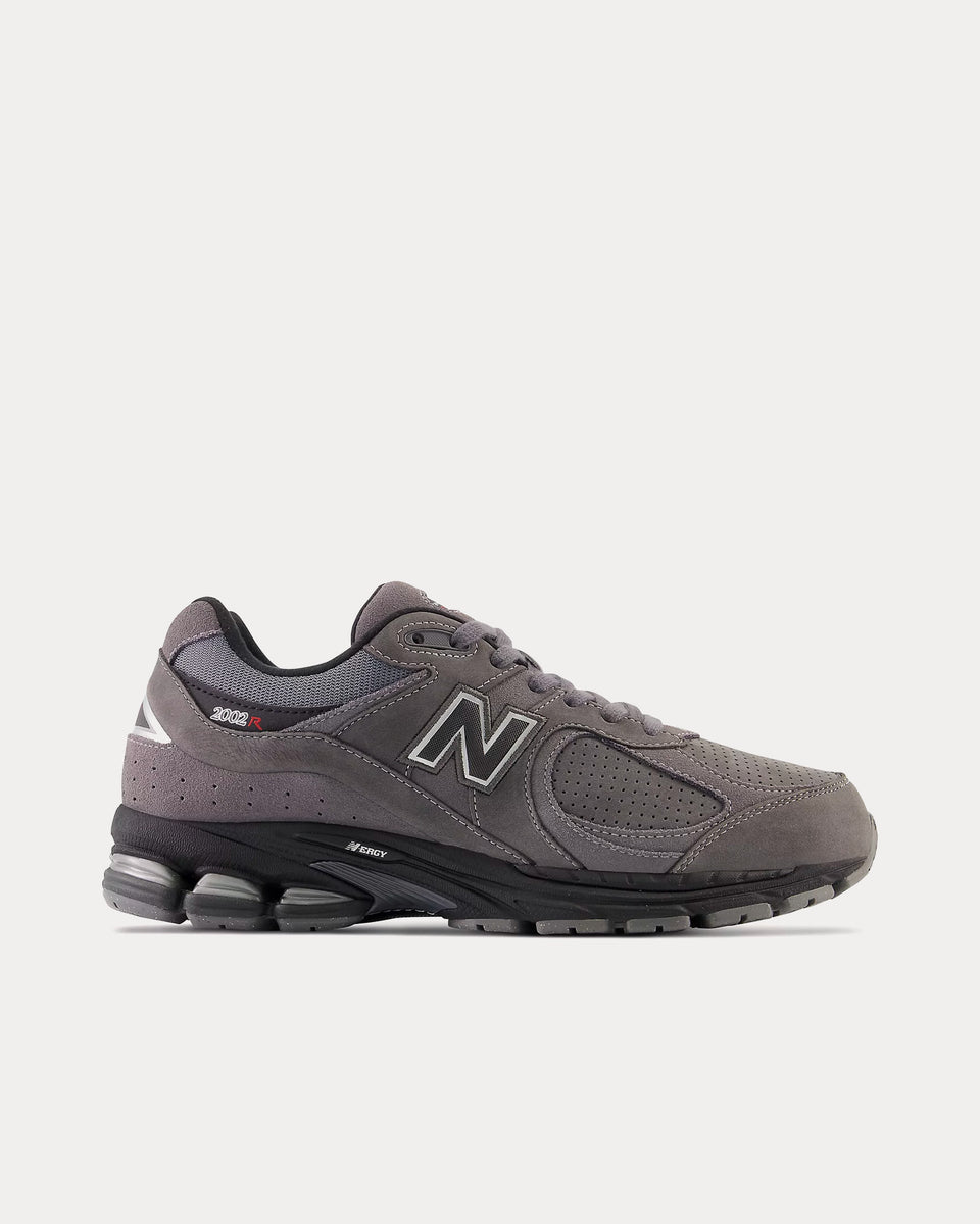 new balance 2002r castlerock with black and magnet