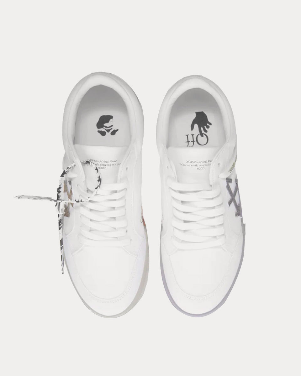 Off-White Vulcanized Black Low Top Sneakers - Sneak in Peace