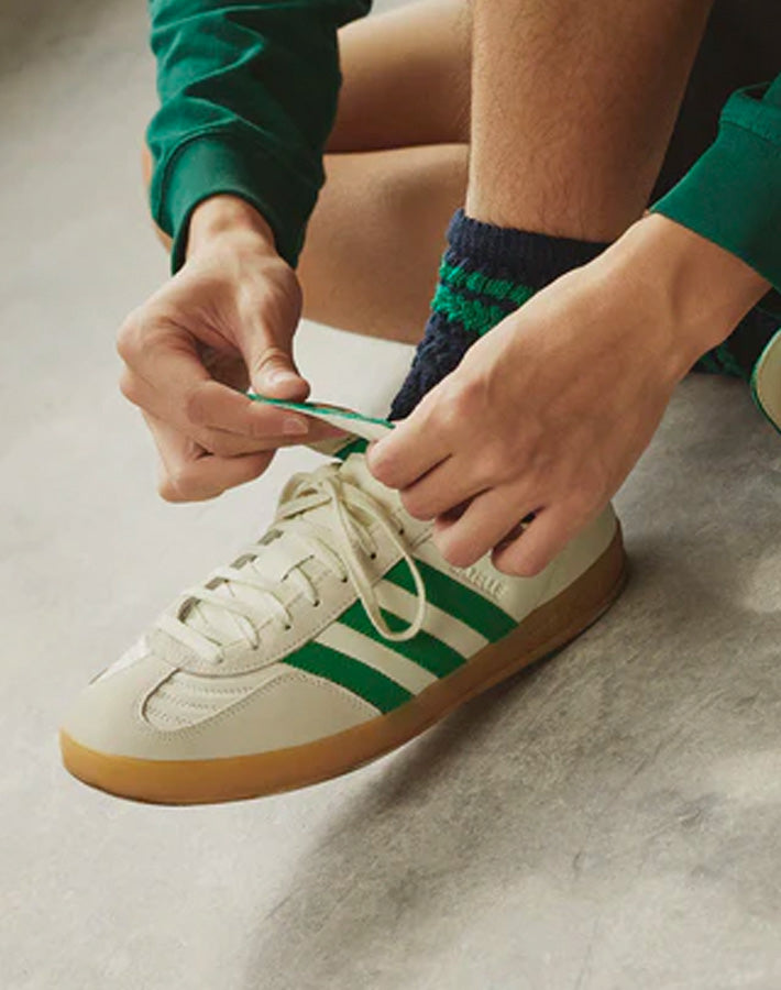 Adidas gazelle og on feet best sale