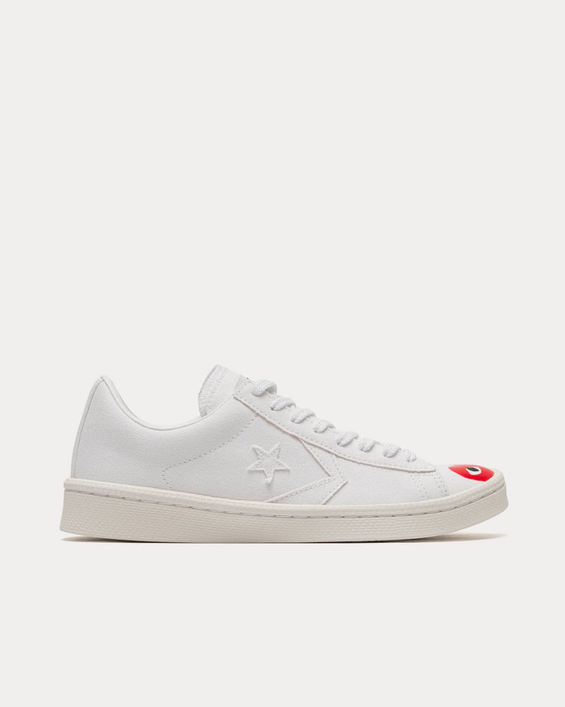 Converse x Comme des Garçons PLAY Play Red Heart Pro Leather White Low Top Sneakers - 1