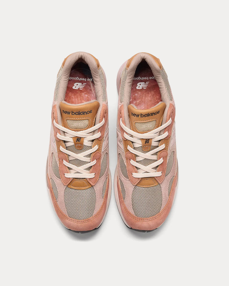 New Balance x Joe Freshgoods MADE in USA 992 'Aged-Well' Rose Smoke / Misty Rose Low Top Sneakers - 2