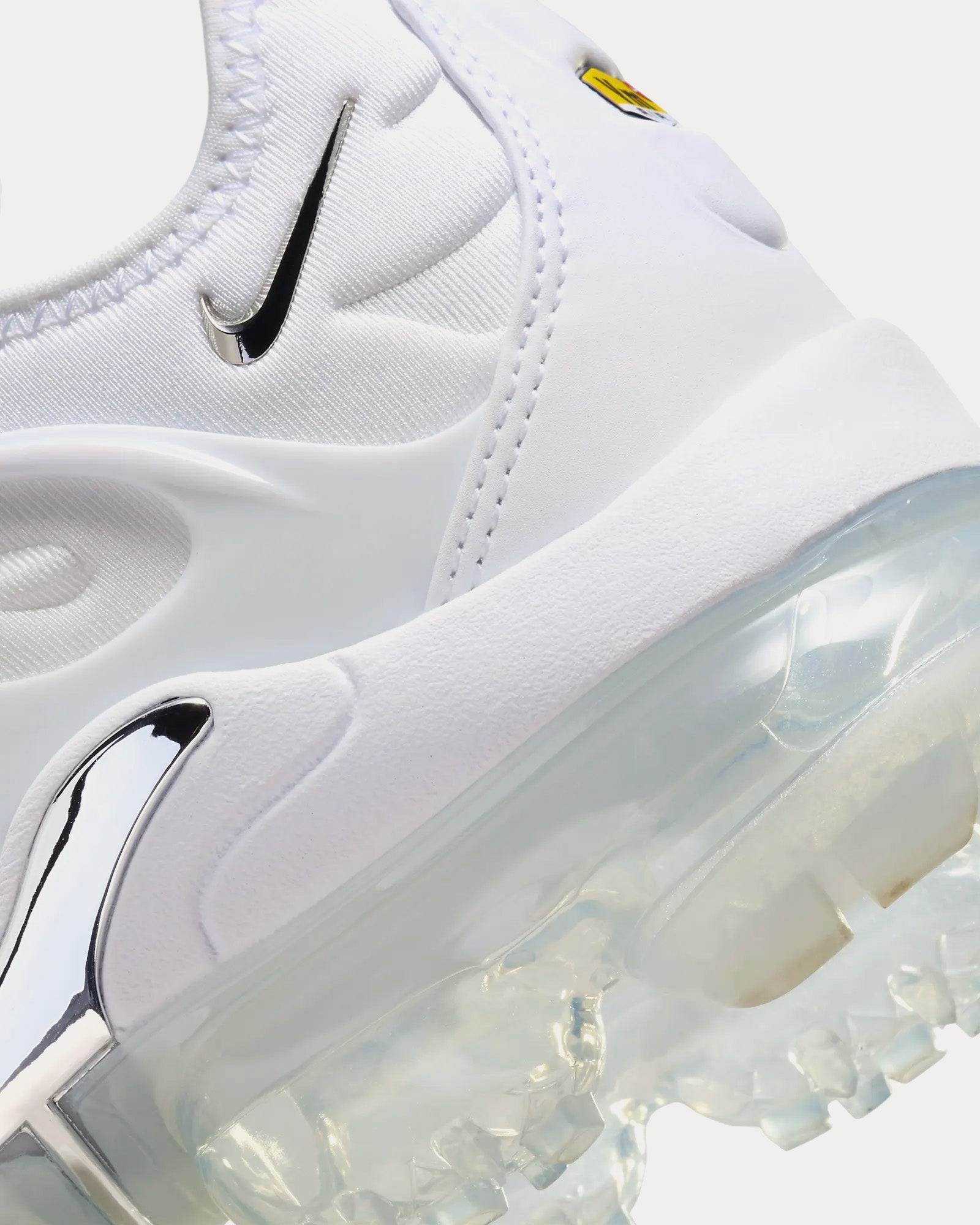 Nike shoes vapormax white best sale