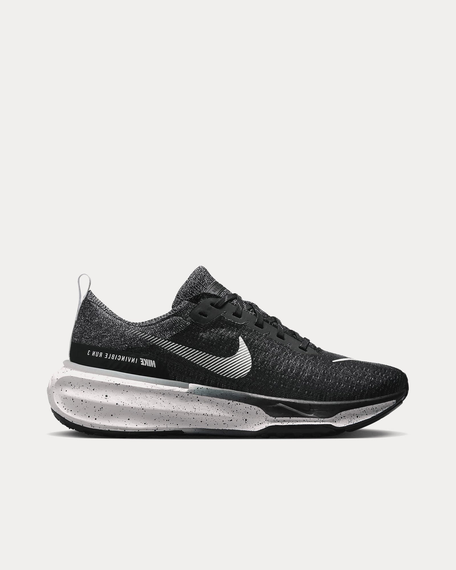 Nike Invincible 3 Black / White Running Shoes - 1