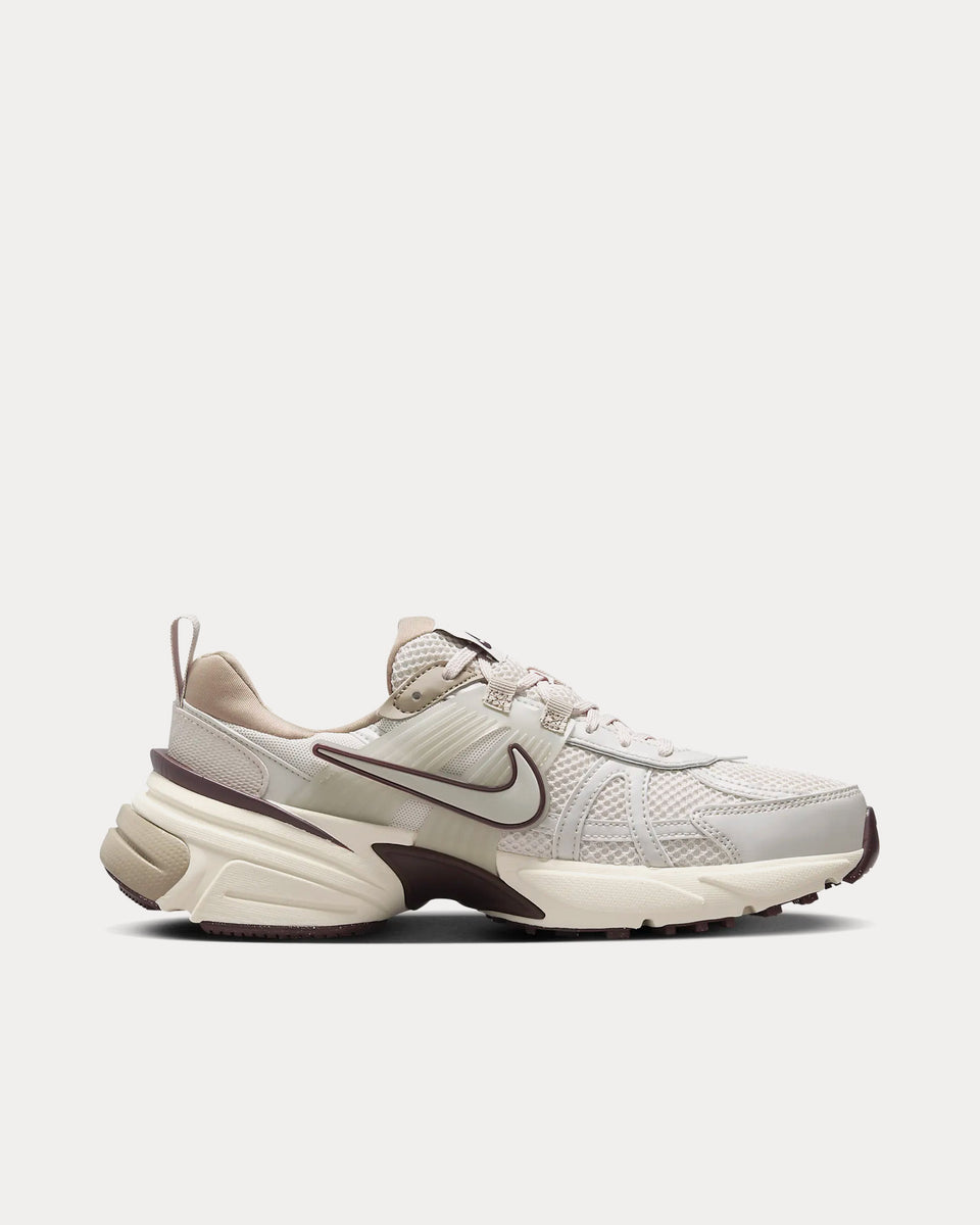 Nike V2K Run Light Orewood Brown / Khaki / Earth / Light Bone Low Top ...