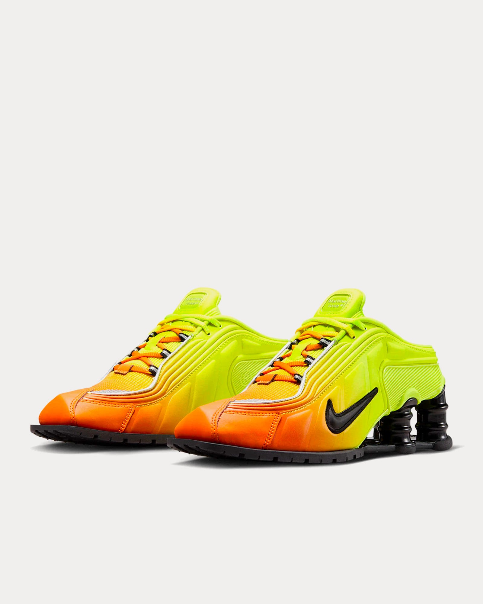 Nike x Martine Rose Shox MR4 Safety Orange Low Top Sneakers - 3