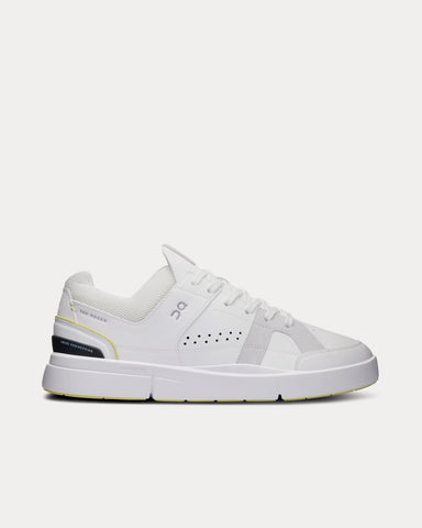 On Running The Roger Clubhouse White / Acacia Low Top Sneakers