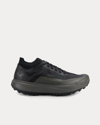 Arc'teryx Sylan Black / Shark Running Shoes