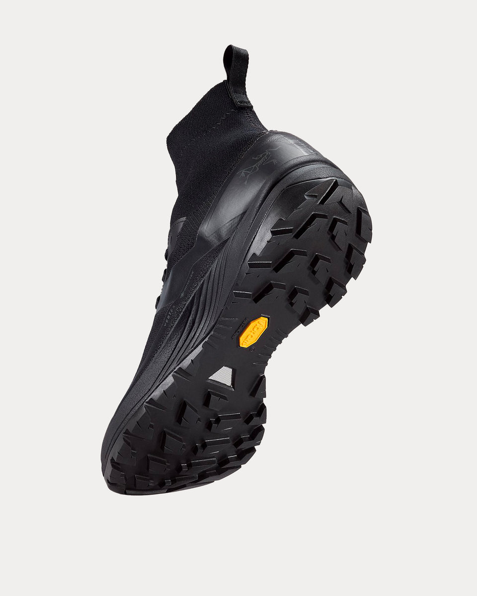 Arc'teryx Vertex GTX Black / Black Running Shoes - Sneak in Peace