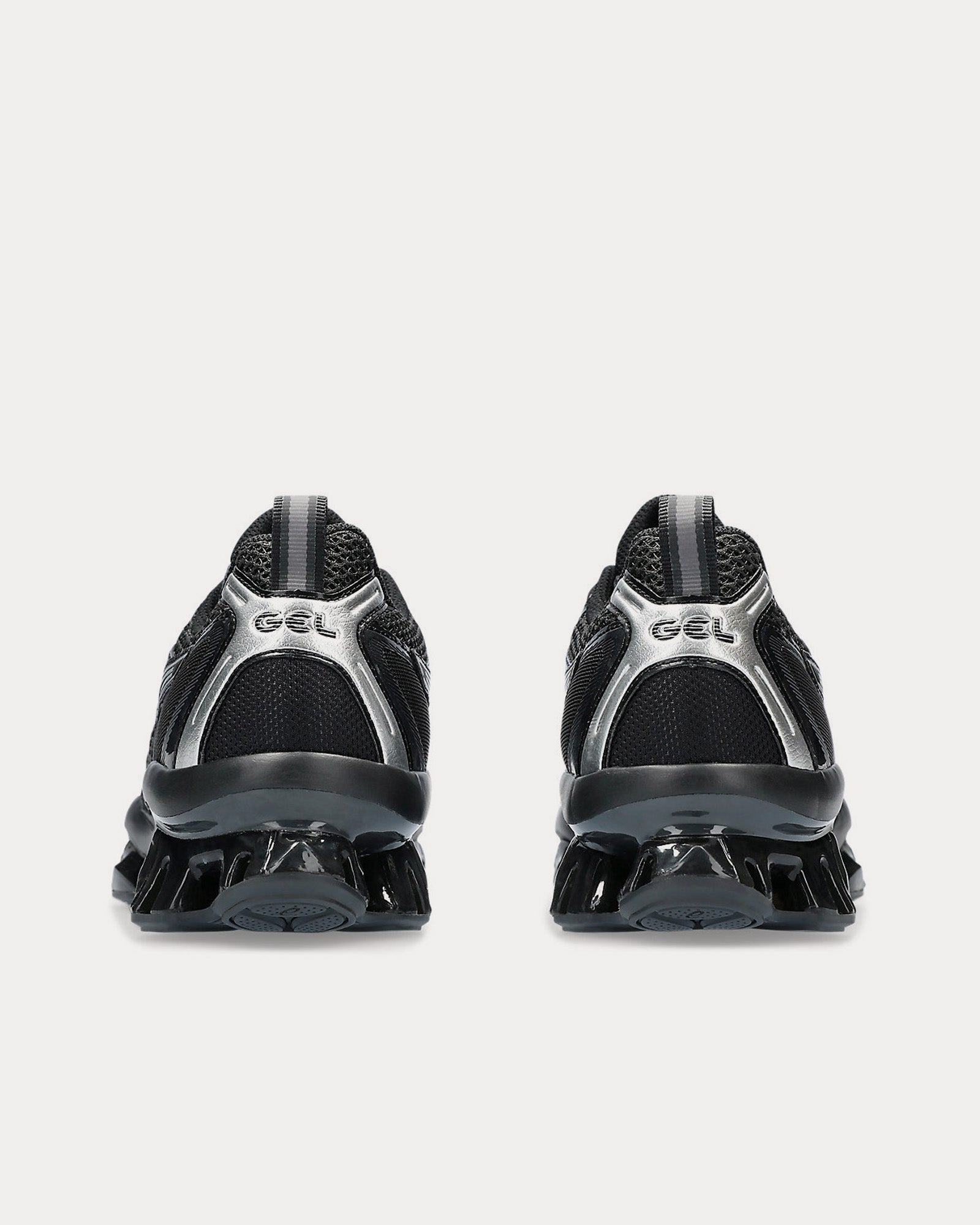 Asics Gel-Quantum Kinetic Graphite Grey / Black Low Top Sneakers 