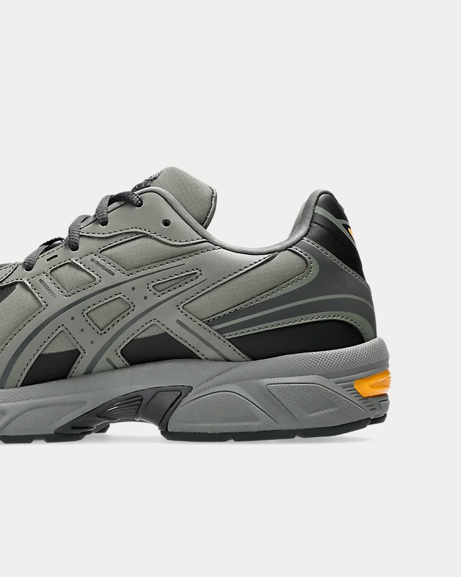 Asics Gel-1130 'Earthenware' Truffle Grey / Graphite Grey Low Top Sneakers - 5