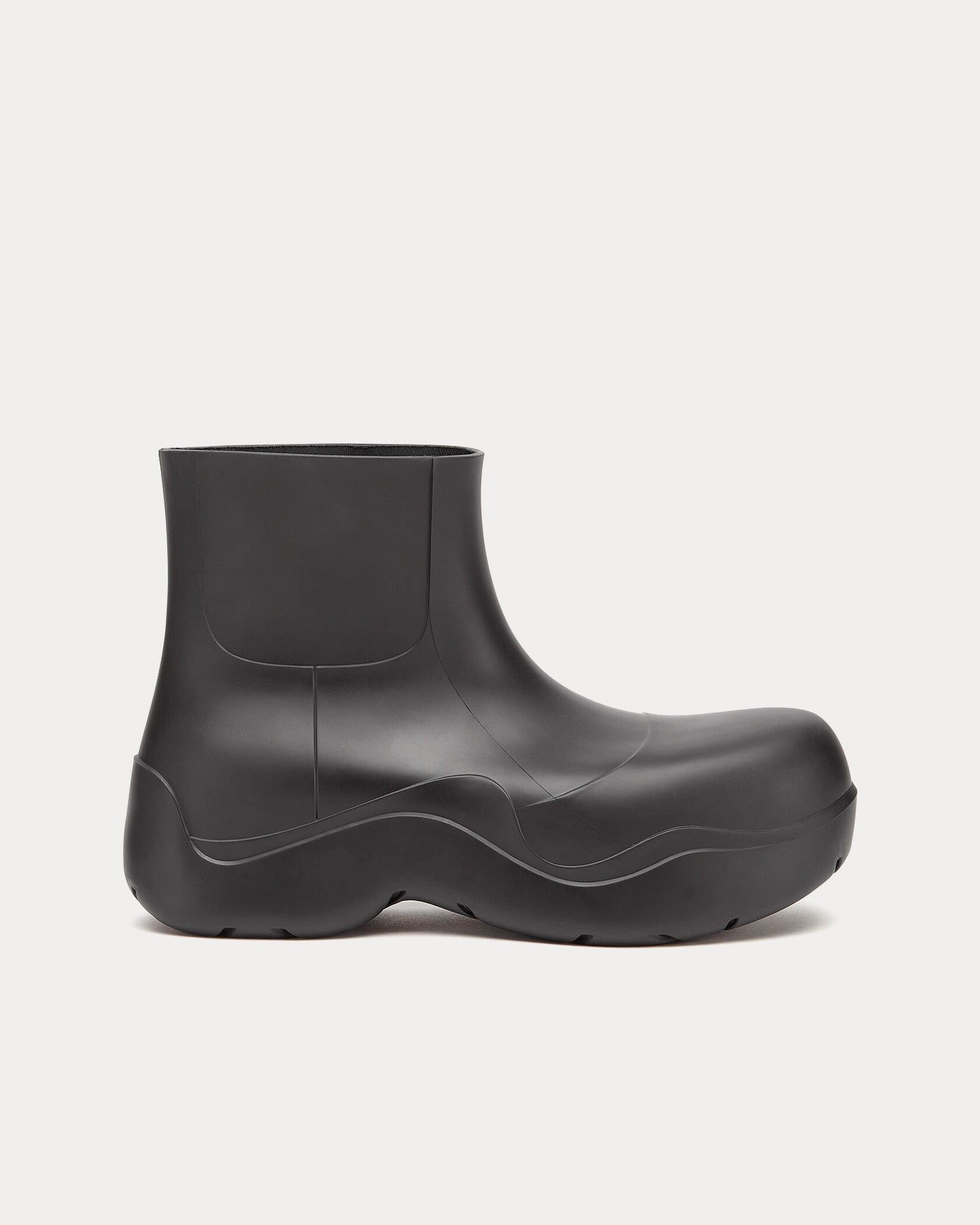 Bottega Veneta Puddle Ankle Black Boots - 1