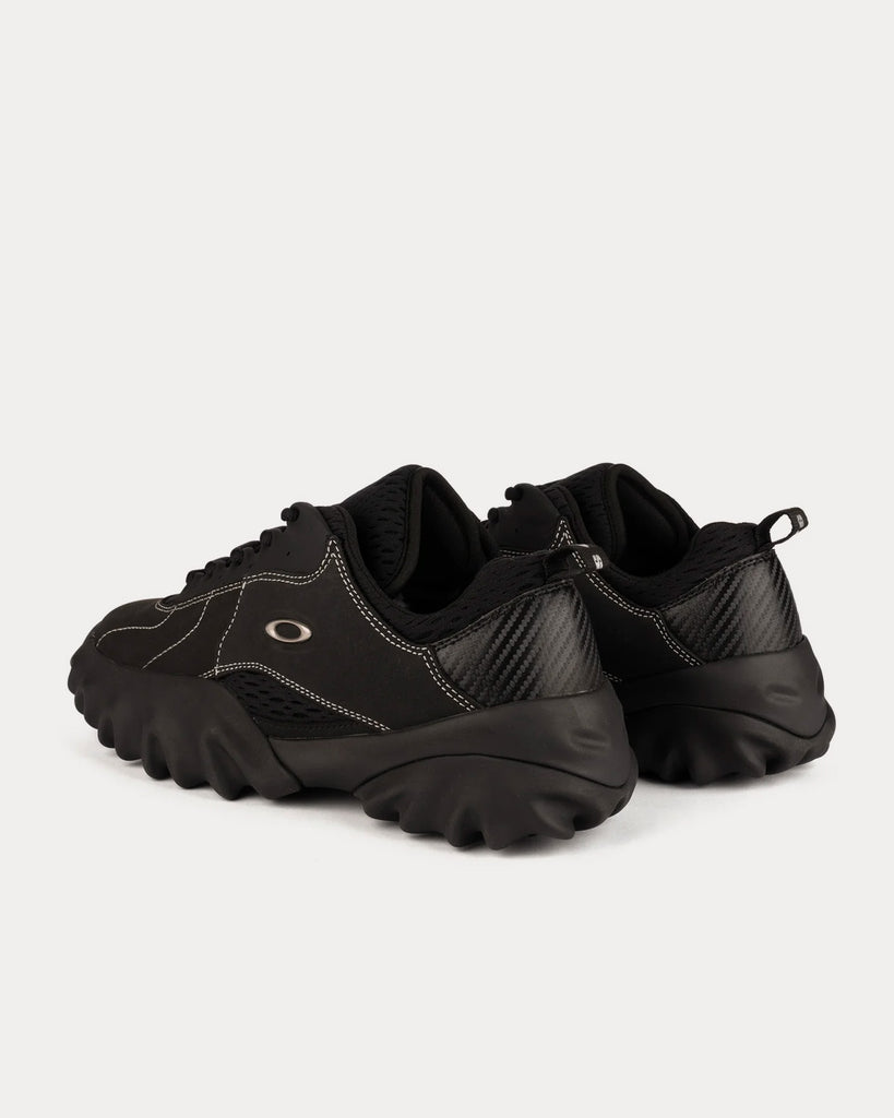 oakley flak low shoes