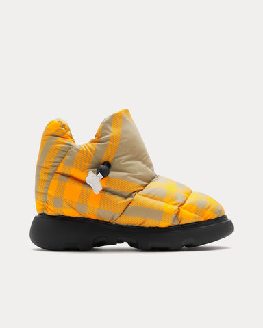 Burberry Check Pillow Hunter Boots