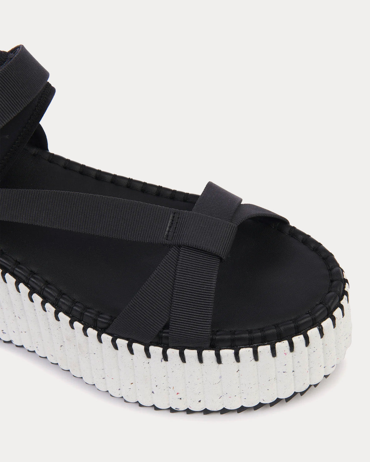 Chloé Nama Wedge Black Sandals - 3