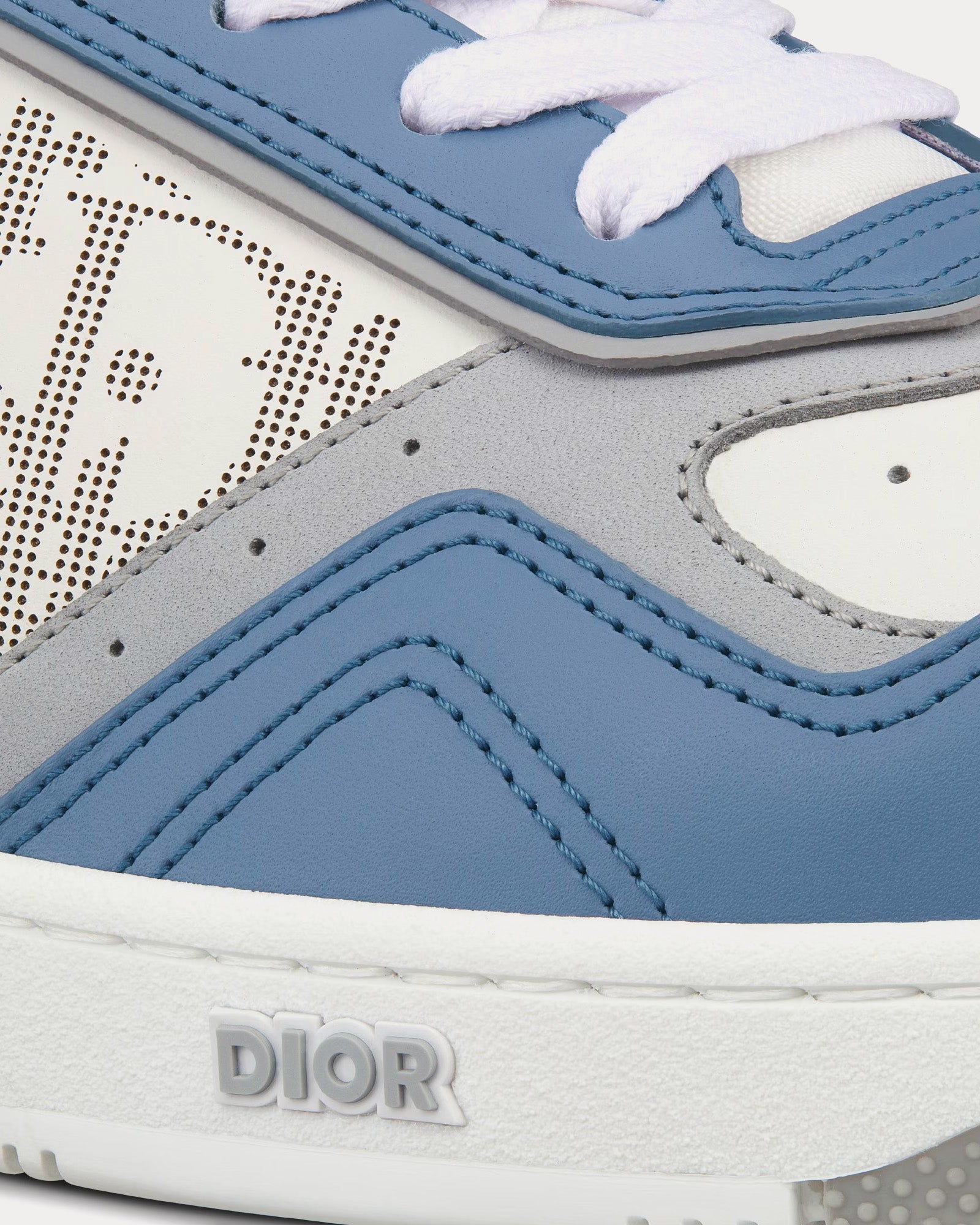 Dior B27 Blue and White Smooth Calfskin with White Dior Oblique Galaxy Leather Low Top Sneakers - 5