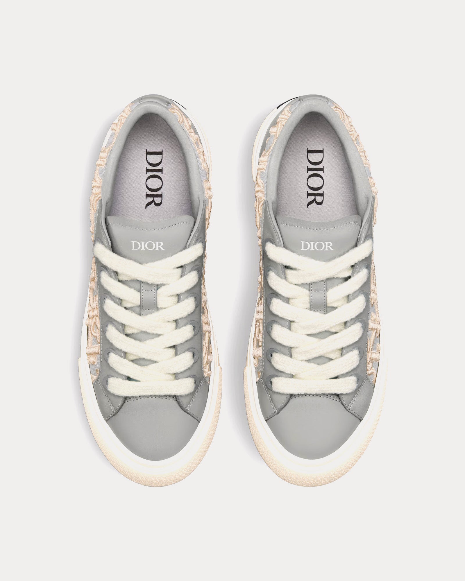 Dior B33 Gray Smooth Calfskin with Cream Dior Oblique Raised Embroidery Low Top Sneakers - 2