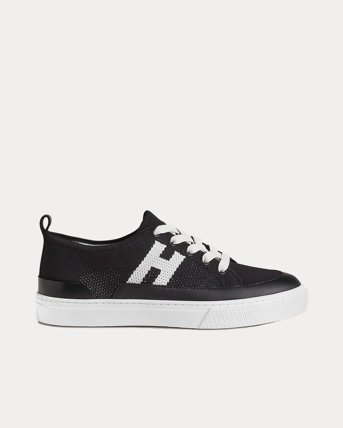 Hermès Deep Noir / Blanc Low Top Sneakers - 1