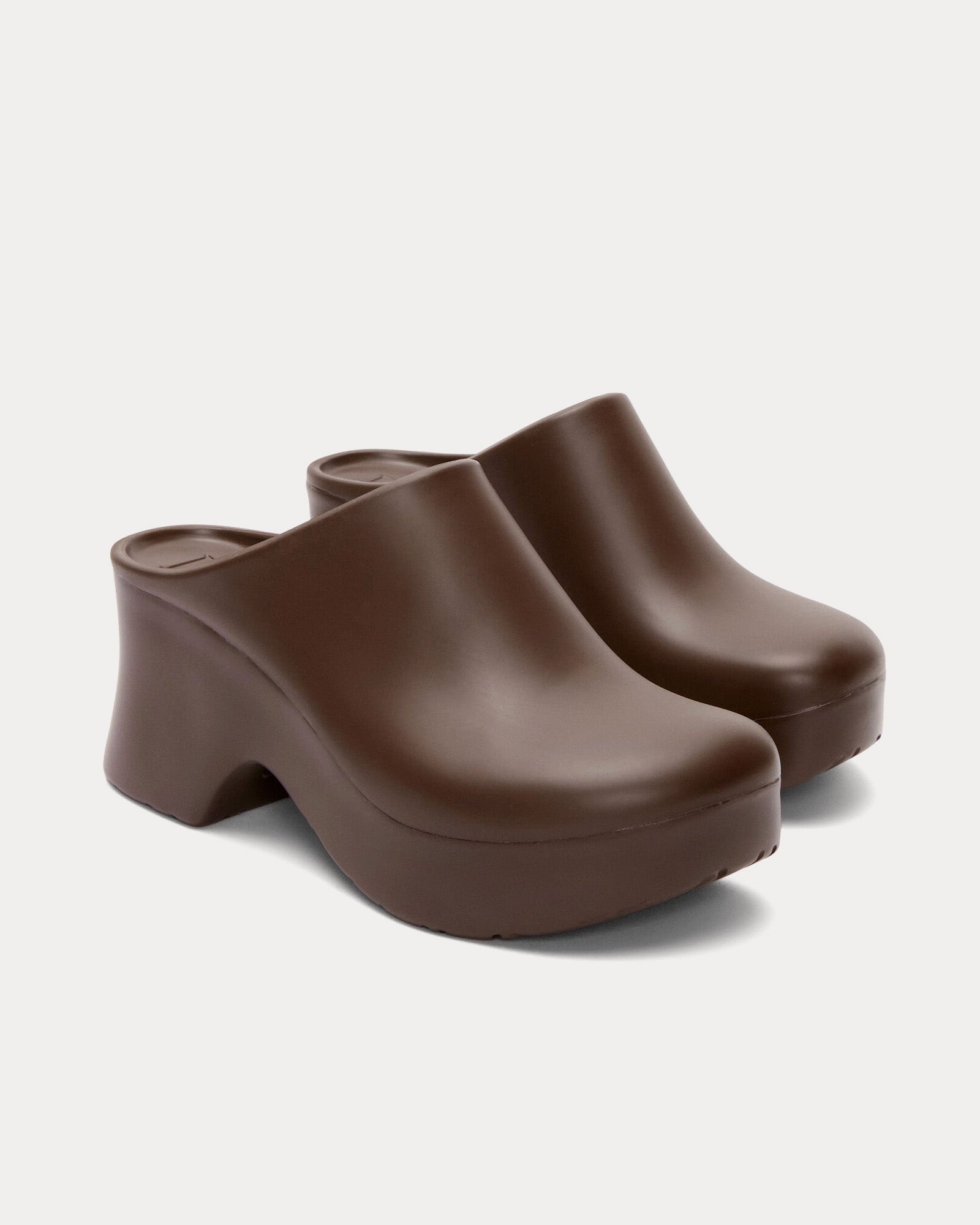 Loewe x Paula's Ibiza Foam Light Foam Rubber Shitake Clogs - 2