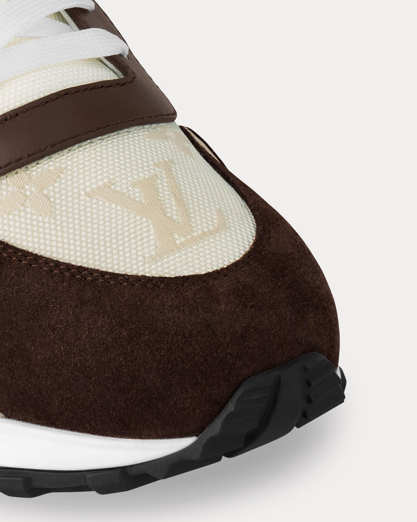 Louis Vuitton LV Trainers Moka Low Top Sneakers - Sneak in Peace