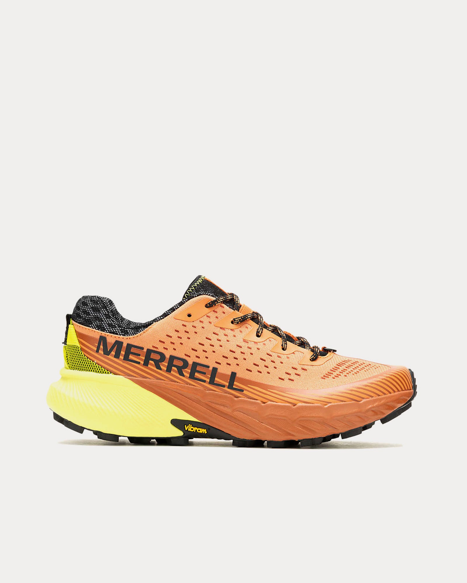 Men s Agility Peak 5 Melon Clay Running Shoes