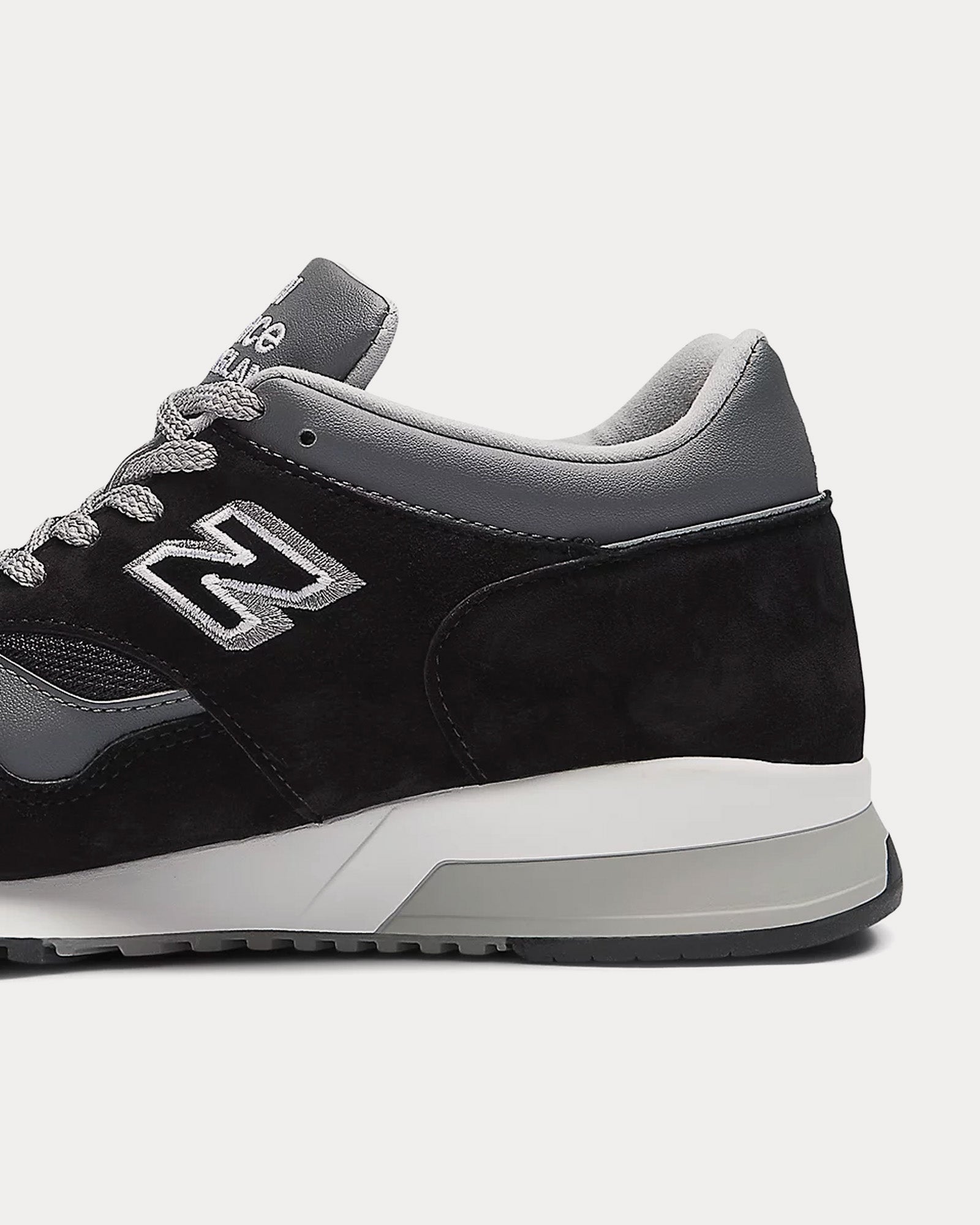 New Balance MADE in UK 1500 'Essentials' Black / Smoked Pearl / Silver Low Top Sneakers - 5