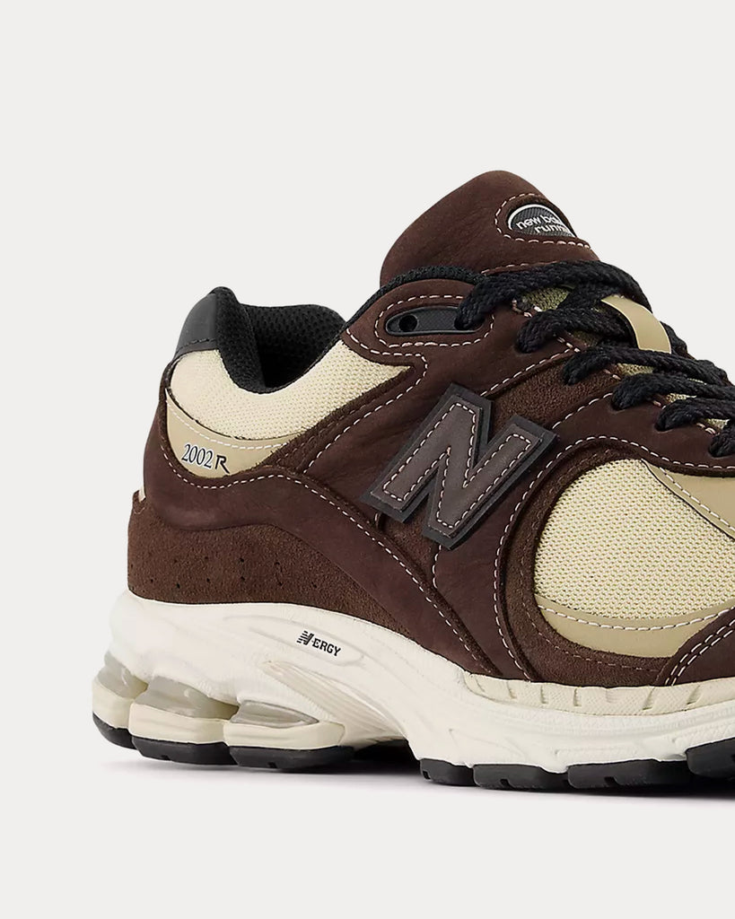 New Balance 2002r Gore tex Black Coffee Sandstone Stoneware