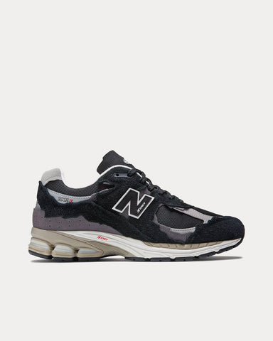 New Balance 2002rd Black / Concrete / Silver Metallic Low Top Sneakers