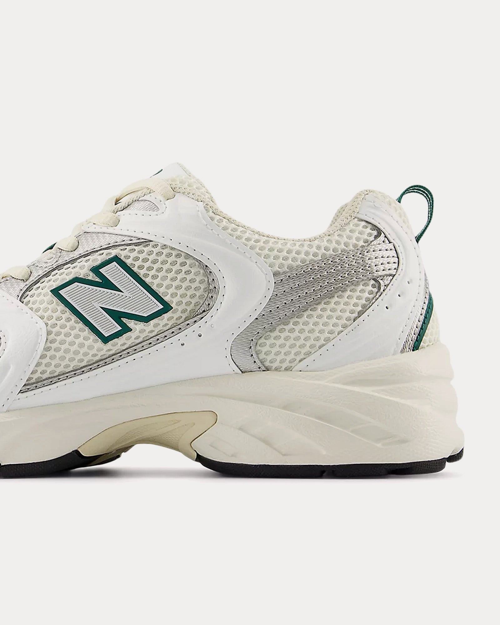 New Balance 530 Sea Salt / White / Marsh Green Low Top Sneakers - 4