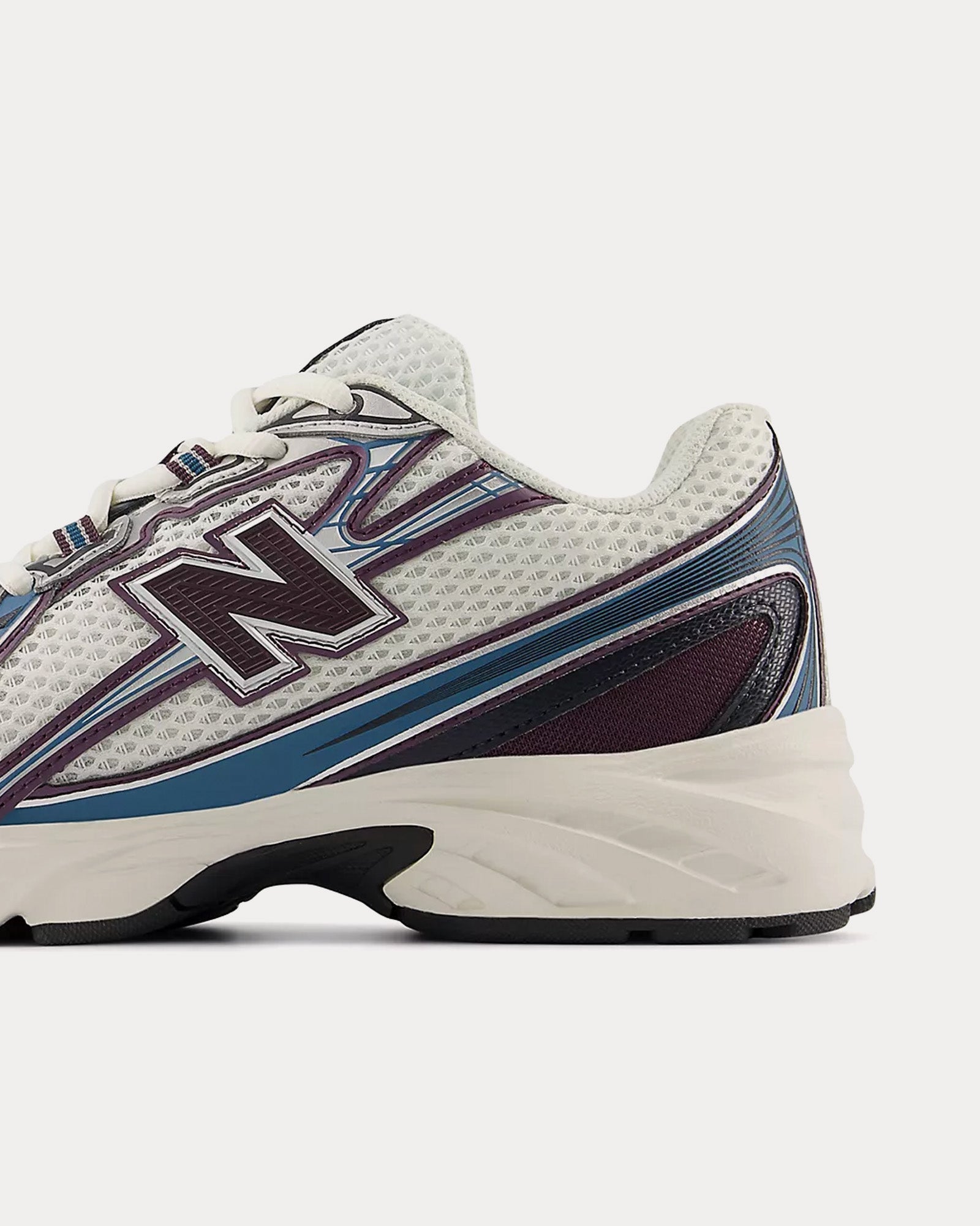 New Balance 740 Sea Salt / Plum Brown / Terrarium Low Top Sneakers - 4