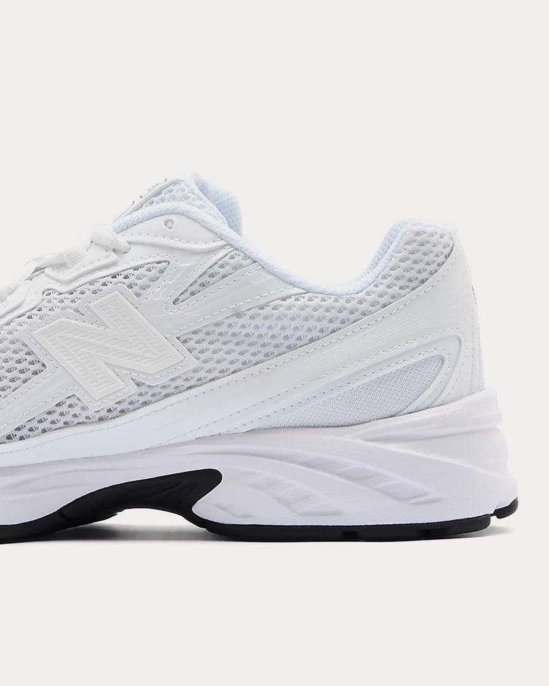 New Balance 740 NB White / Black Low Top Sneakers - 5