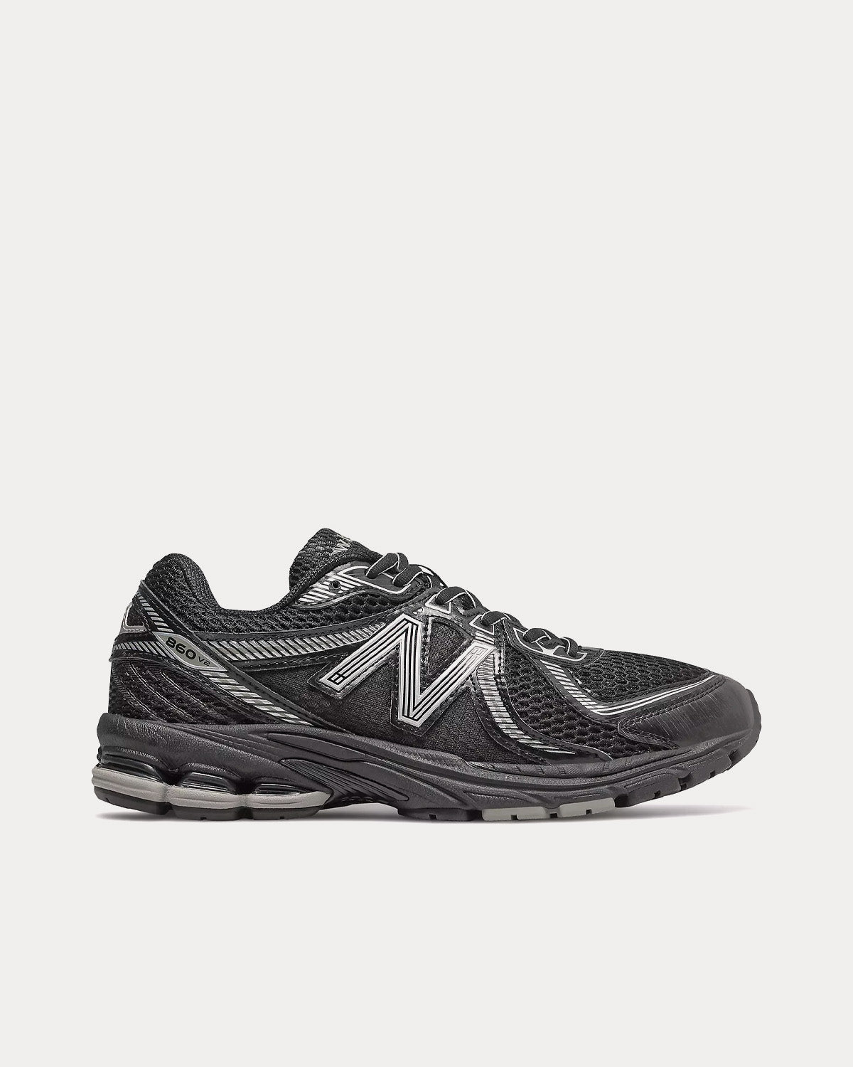 New Balance 860V2 Black / Silver Metallic Low Top Sneakers - Sneak