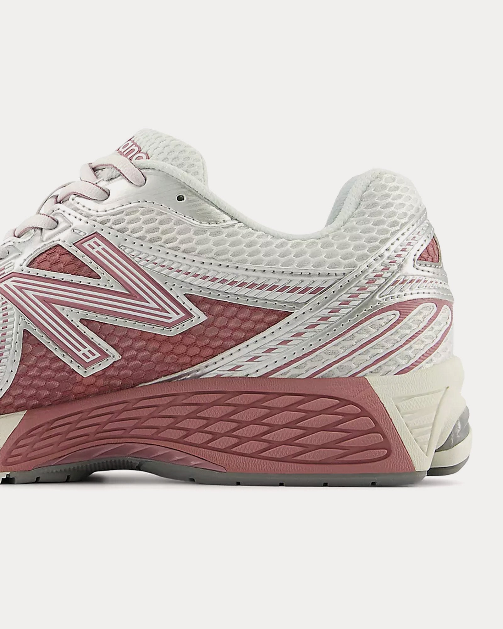 New Balance 860V2 'Northern Light' Reflection / Rosewood / Orb Pink Low Top Sneakers - 3