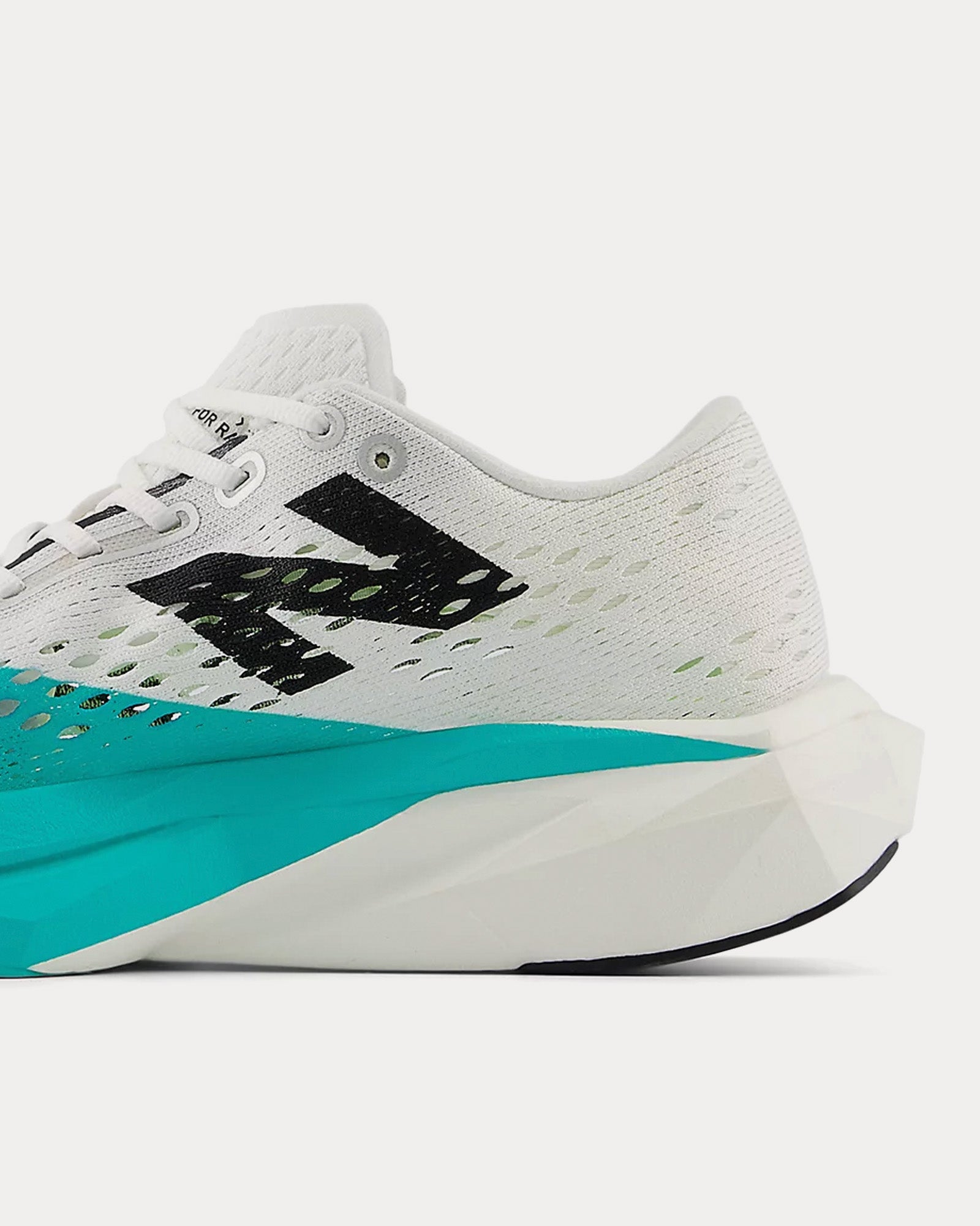 New Balance FuelCell SuperComp Trainer v3 White / Cyber Jade / Silver Metallic Running Shoes - 5