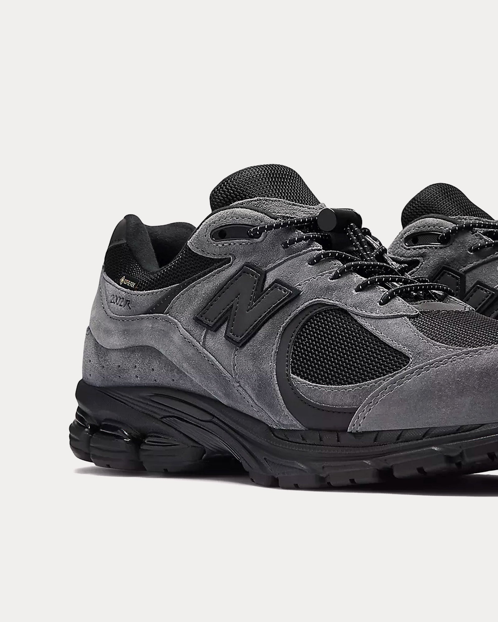 New Balance x Jjjjound 2002r Gore-Tex Grey / Black Low Top Sneakers - 4