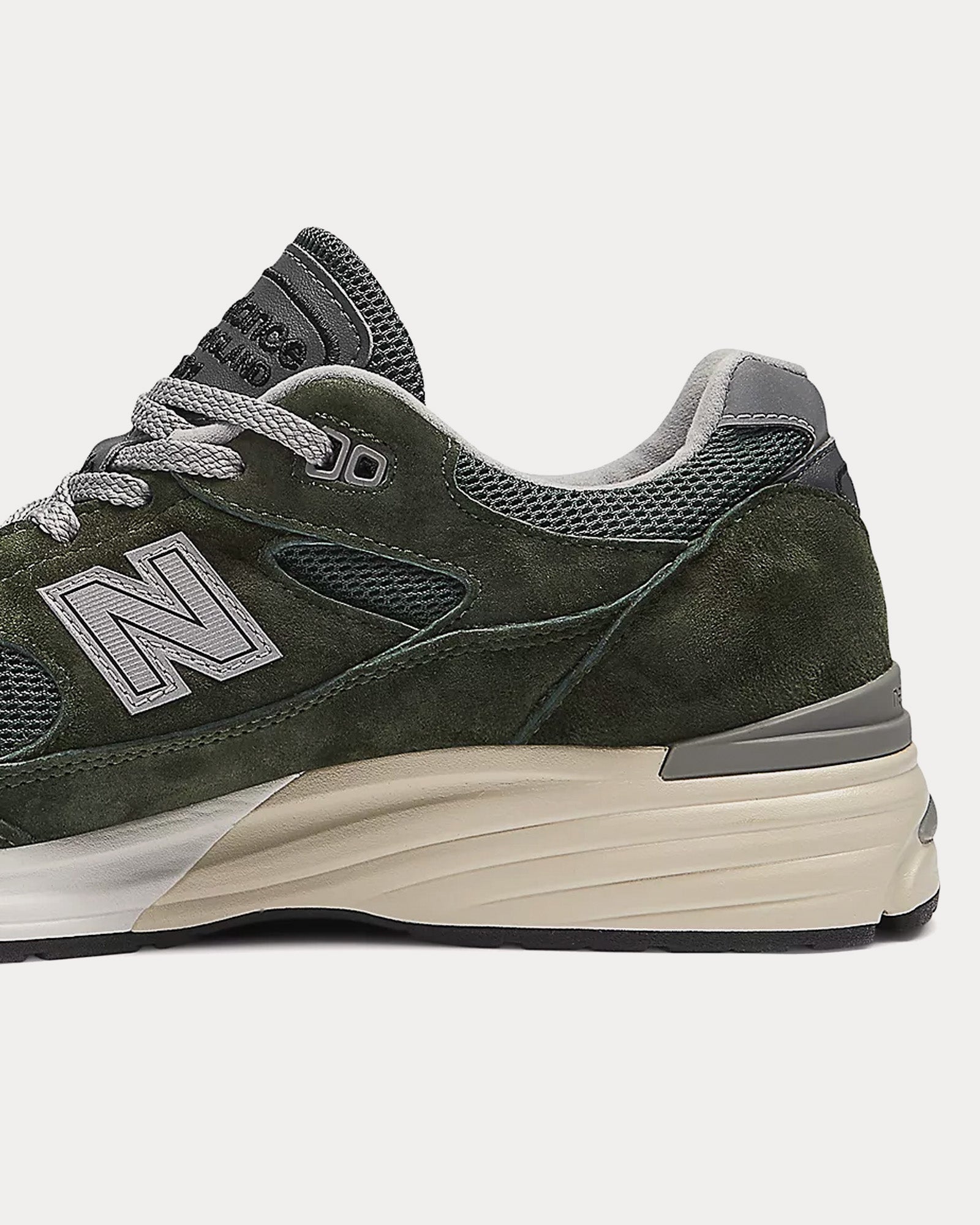 New Balance MADE in UK 991v2 Kombu Green / Black Forest / Smoked Pearl Low Top Sneakers - 5