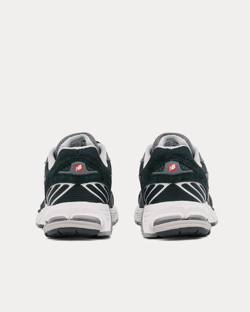 New Balance x Comme des Garçons Homme 860v2 Black Low Top Sneakers - 4