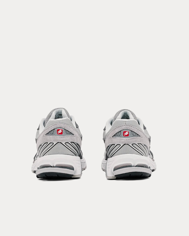 New Balance x Comme des Garçons Homme 860v2 Grey Low Top Sneakers - 4