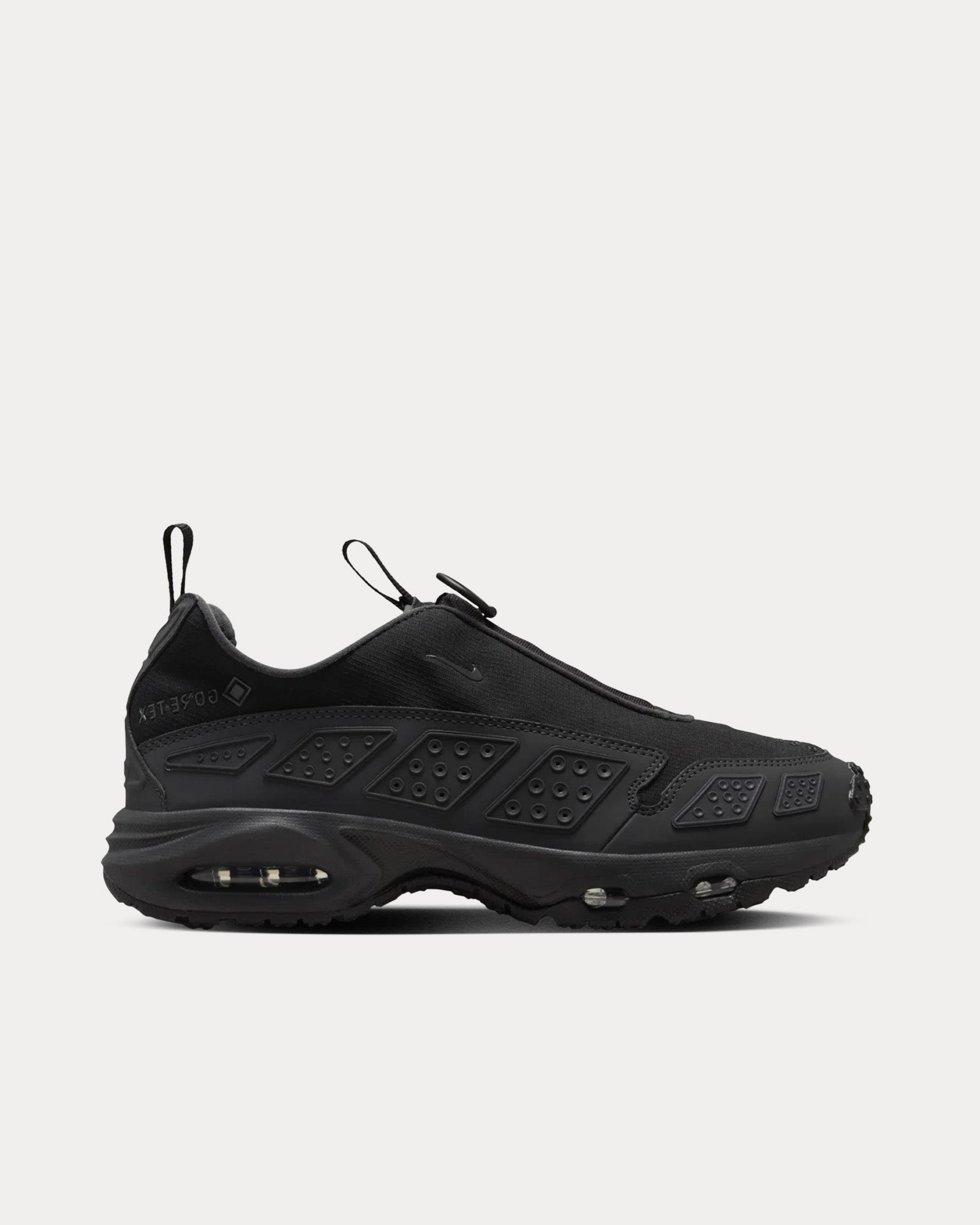 Nike Air Max SNDR Gore-Tex Black / Dark Smoke Grey Low Top Sneakers - 1