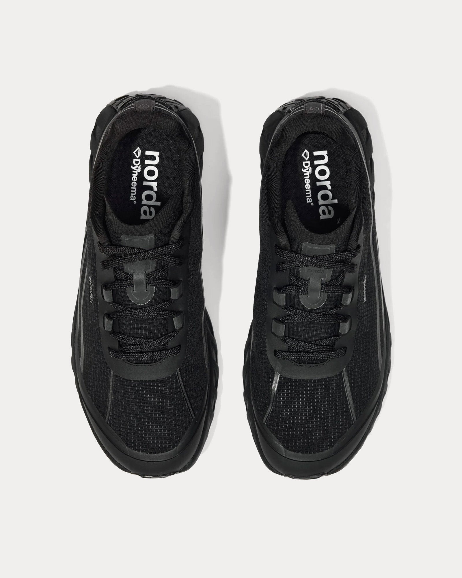 Norda 002 W Stealth Black Running Shoes - 2