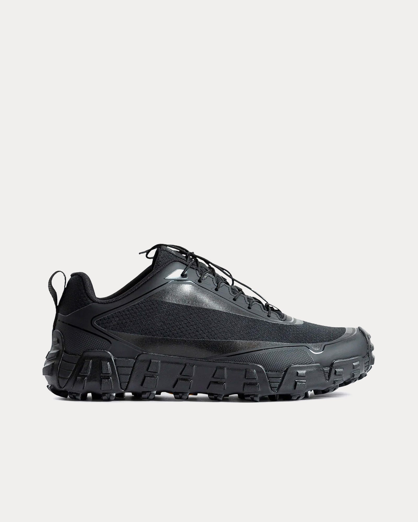 Norse Projects Lace Up Hyper Runner V08 Black Low Top Sneakers - 1