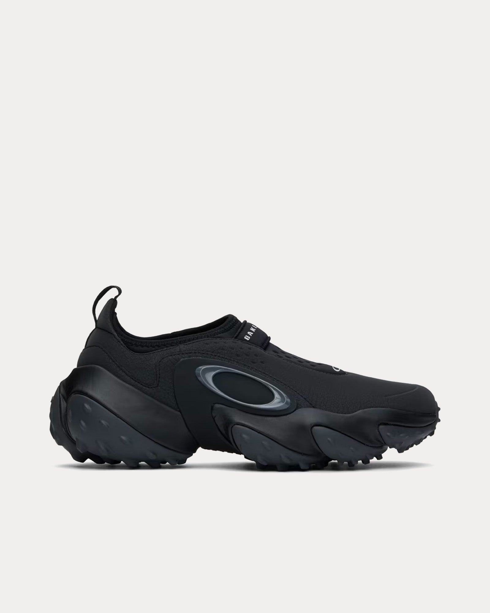 Oakley Edge Icon Black Slip On Sneakers - 1