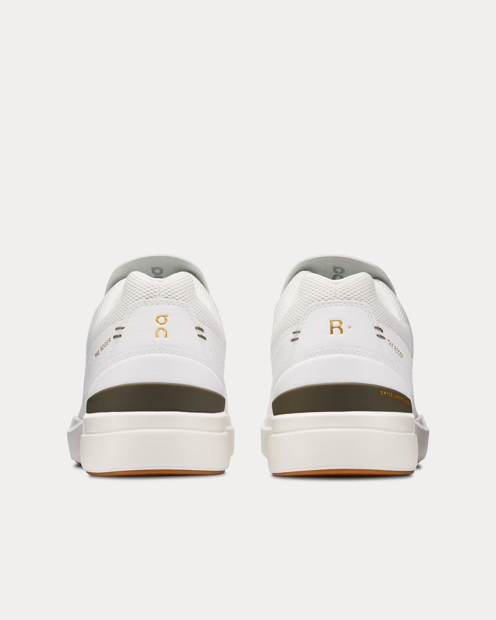 On Running The Roger Centre Court White / Olive Low Top Sneakers - 3