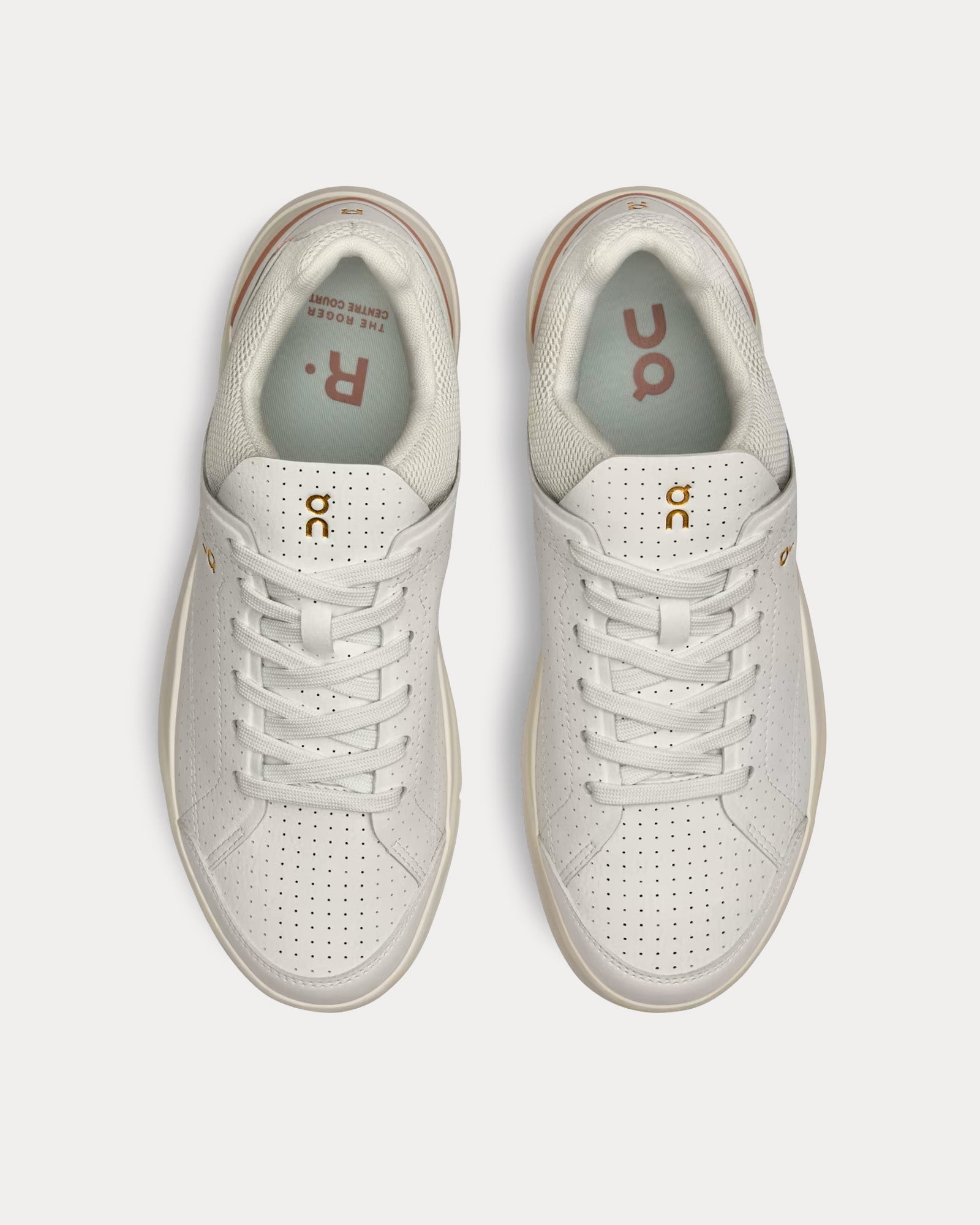 On Running The Roger Centre Court White / Woodrose Low Top Sneakers - 2