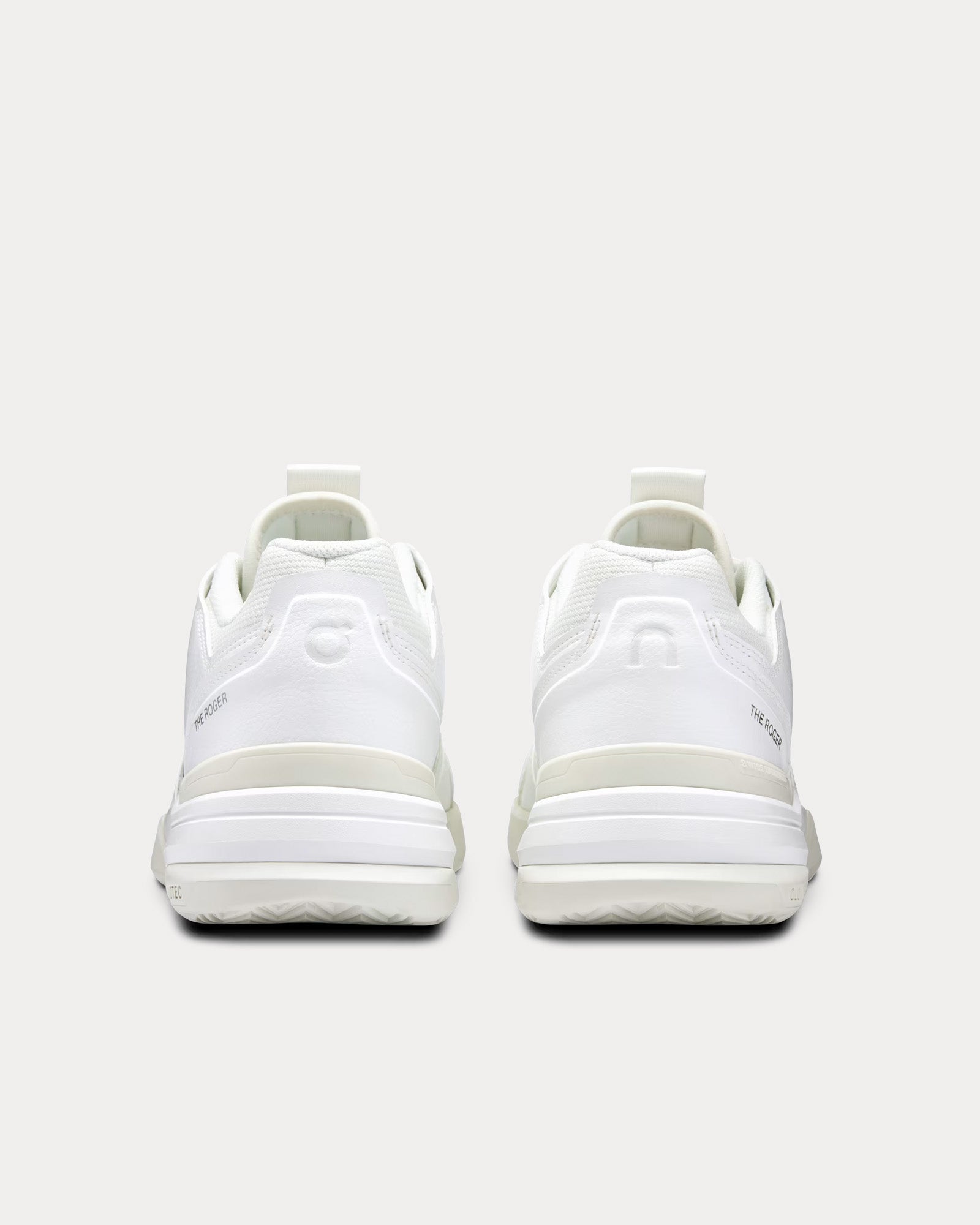 On Running The Roger Clubhouse Pro Undyed / Ice Low Top Sneakers - 3