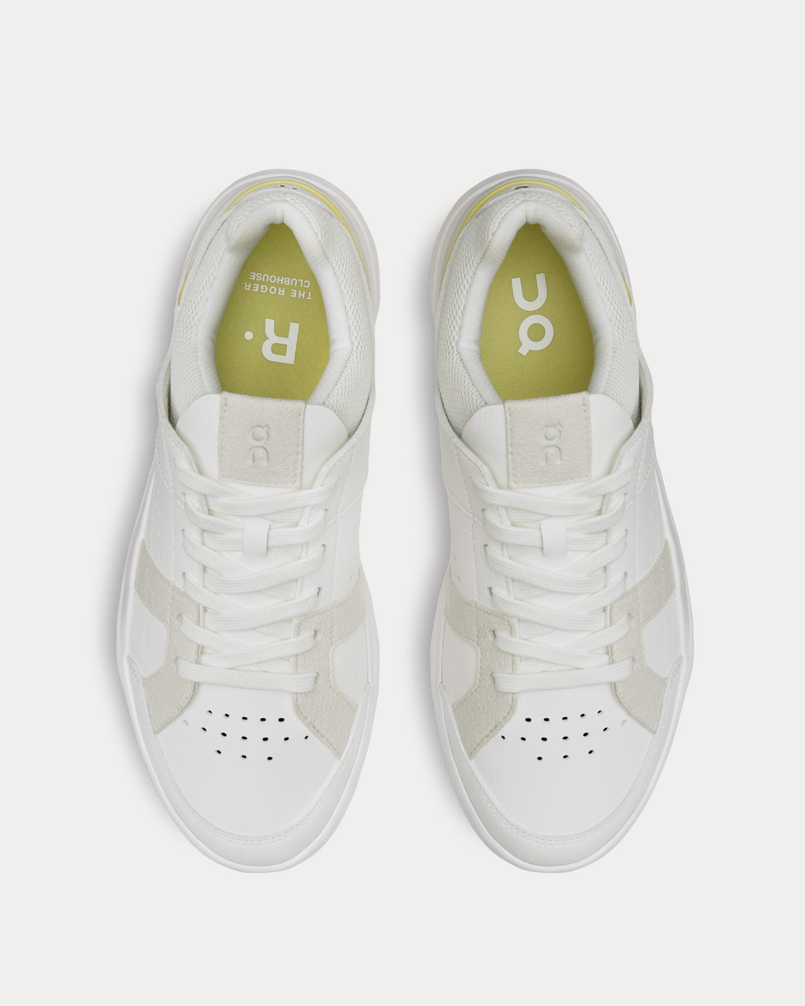 On Running The Roger Clubhouse White / Mauve Low Top Sneakers - 2