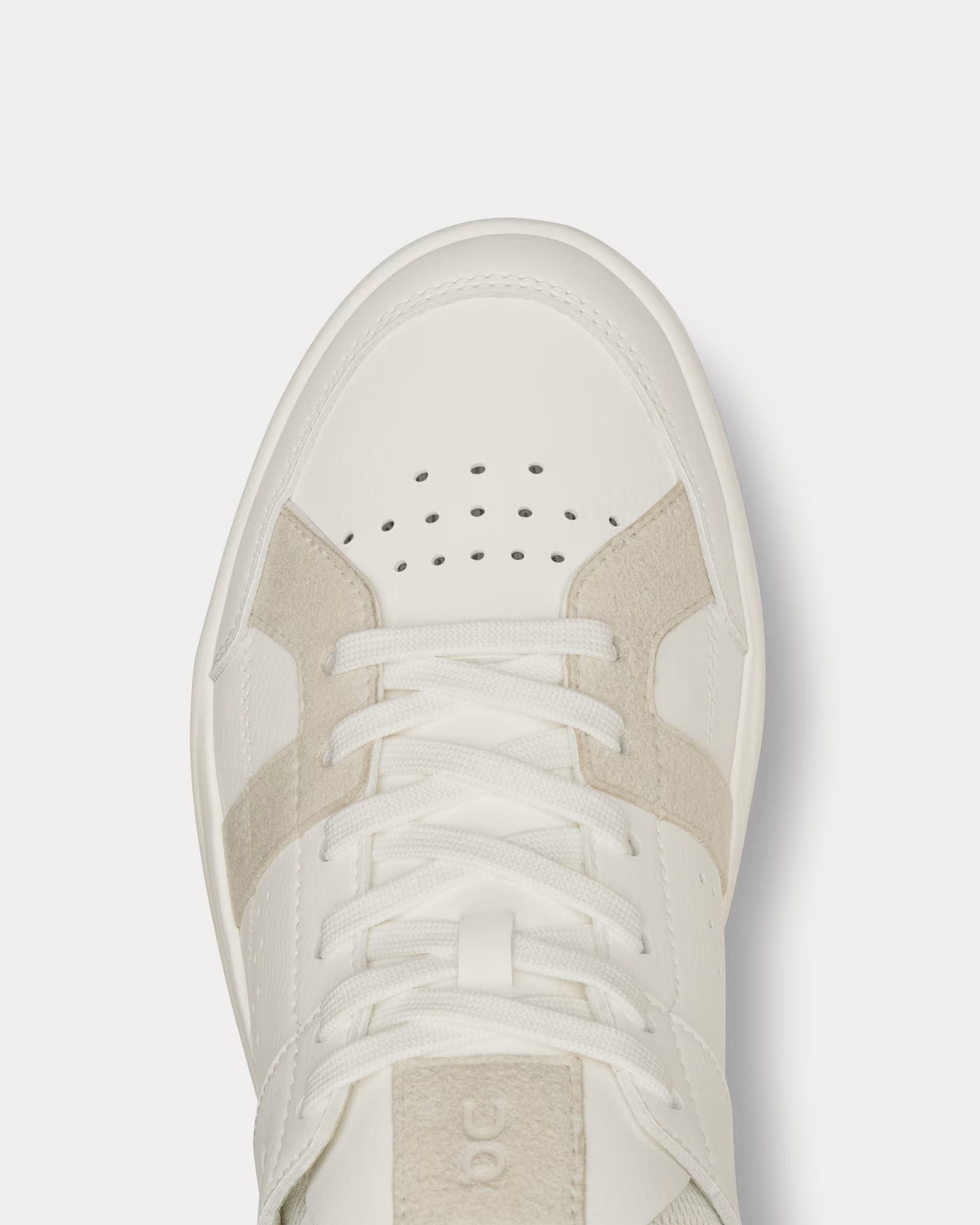 On Running The Roger Clubhouse White / Sand Low Top Sneakers - 4