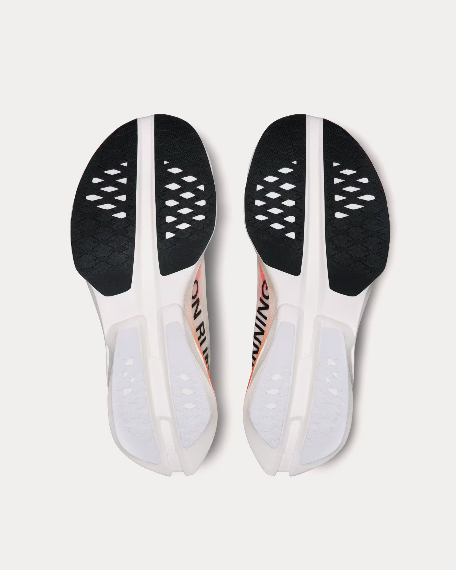 On Running - Cloudboom Strike White / Black Running Shoes