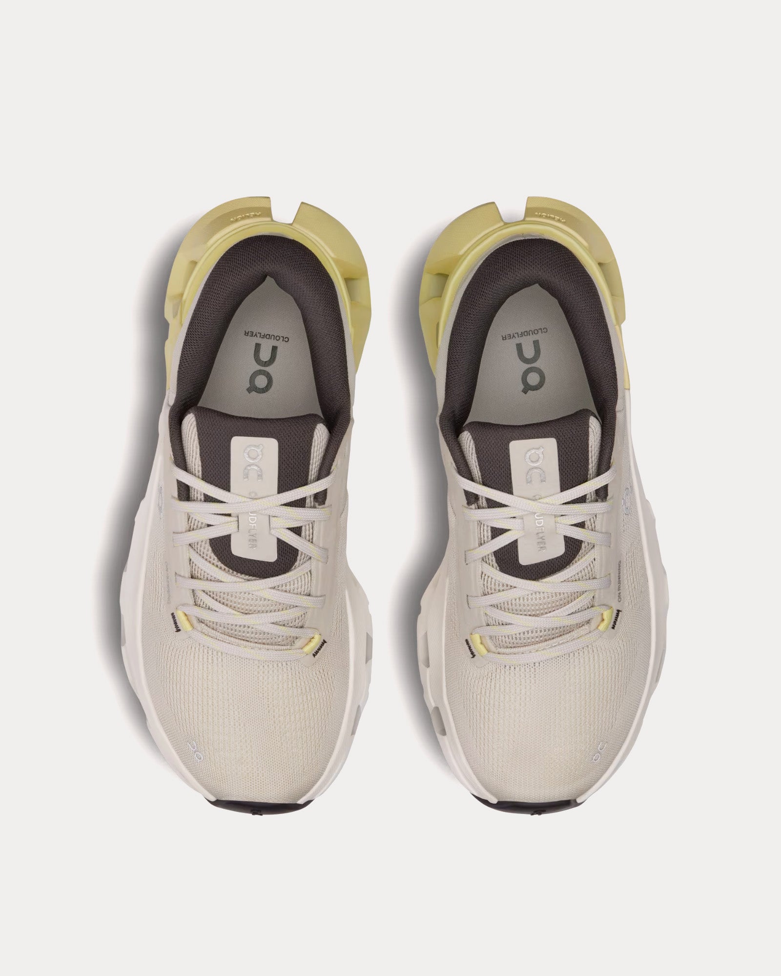 On Running - Cloudflyer 5 Pearl / Hay Running Shoes