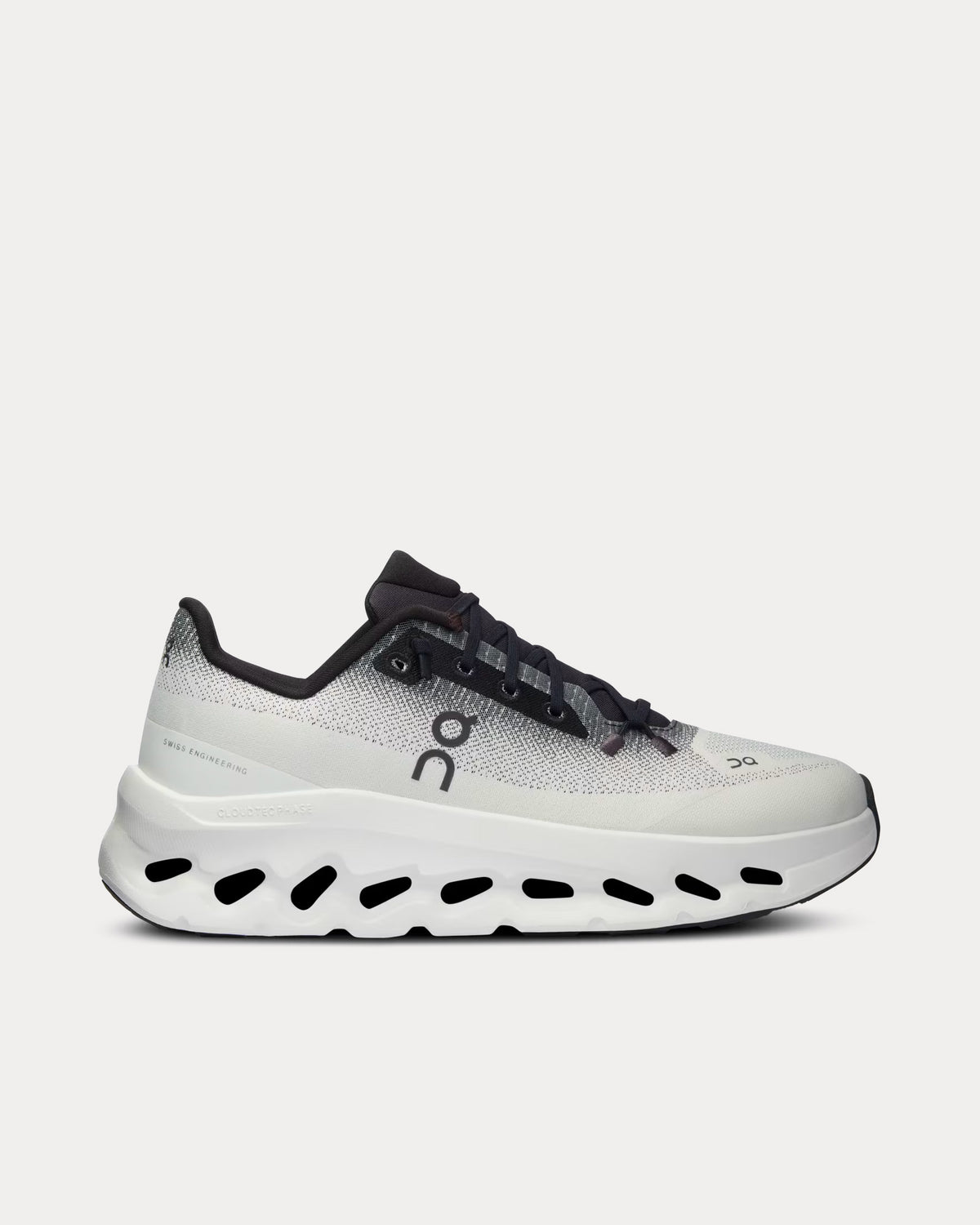 On Running Cloudtilt Black / Ivory Low Top Sneakers - Sneak in Peace