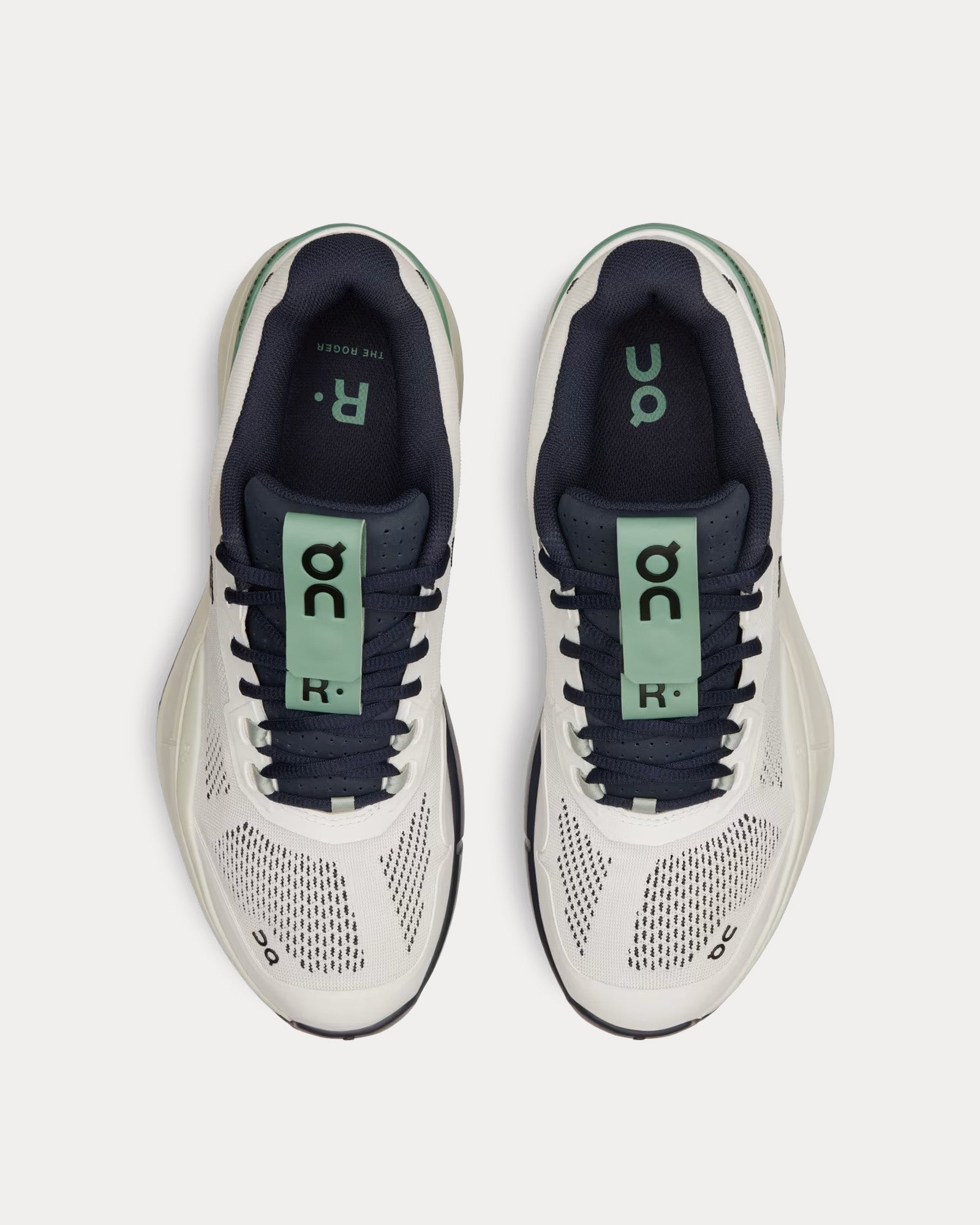 On Running Roger Pro Undyed-White / Aloe Low Top Sneakers - 2